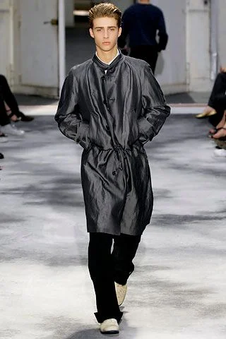 Look 16